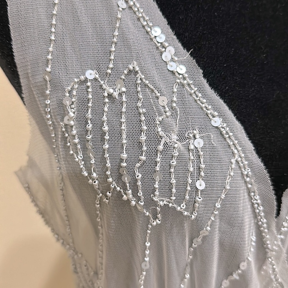 π Gray Sequined blouse π - Picture 5 of 11